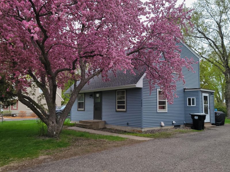 722 109th Ave NW, Coon Rapids, MN 55448