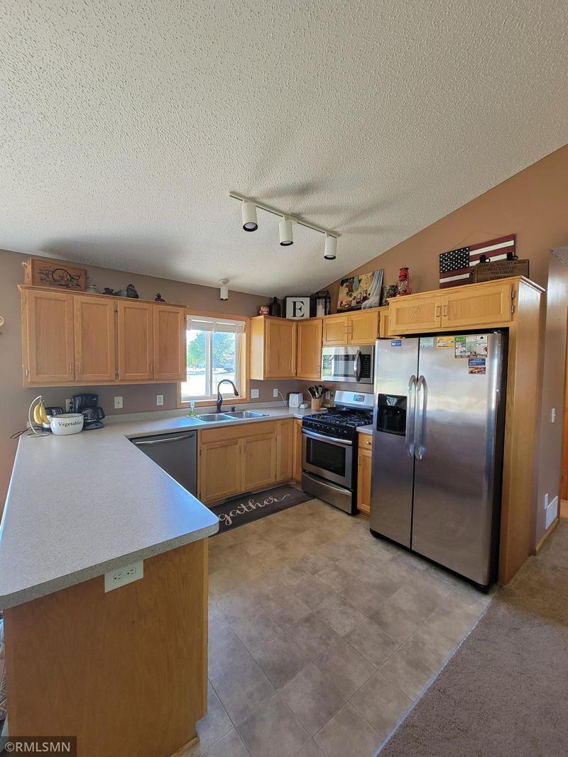 911 Forest City Blvd NW, Maple Lake, MN 55358