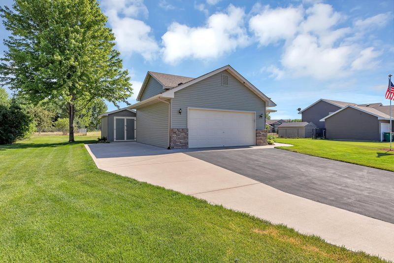 12955 Carole Dr, Becker, MN 55308