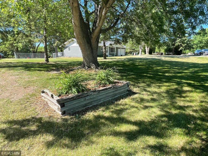 1010 Park Pl NE, Alexandria, MN 56308