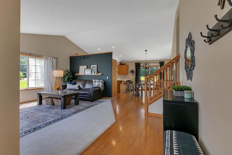 1806 37th St S, Saint Cloud, MN 56301