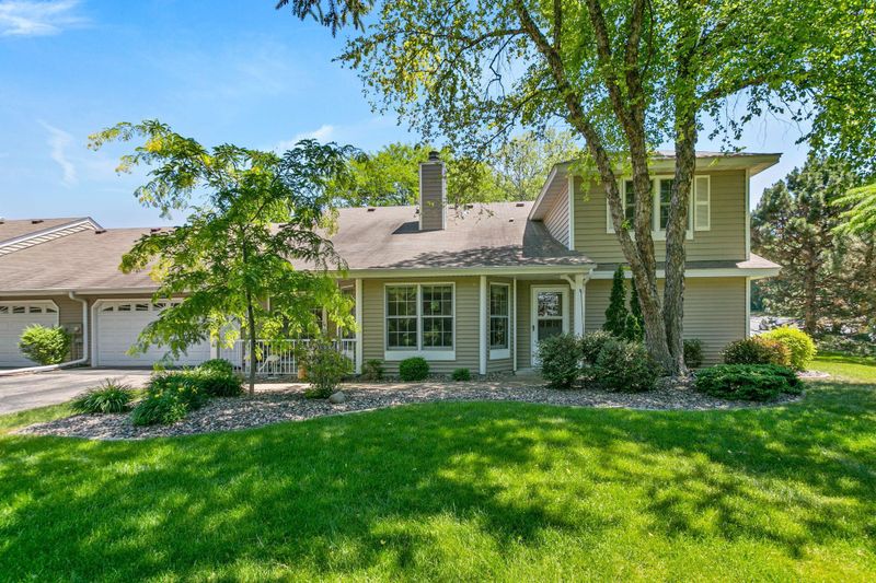14764 Oak Run Ln, Burnsville, MN 55306