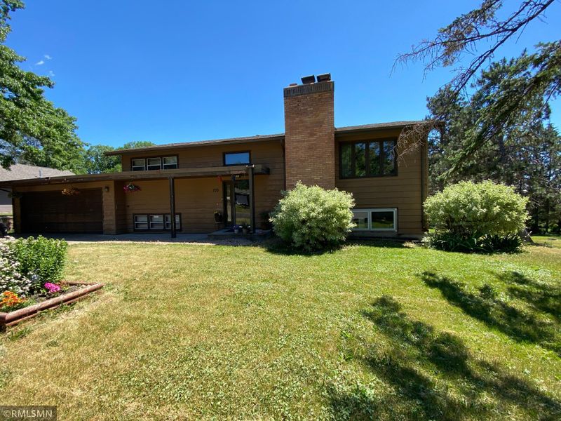 700 Summit Ln, Mora, MN 55051