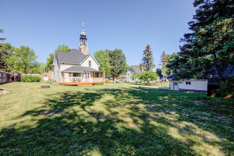 208 2nd St S, Delano, MN 55328