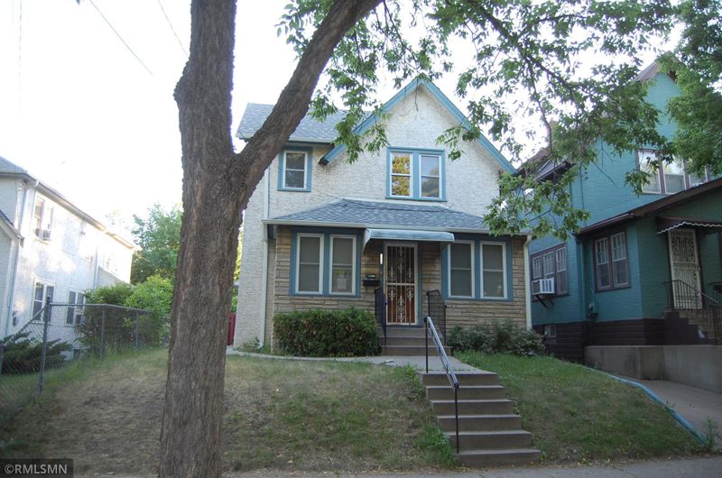 1812 5th St NE, Minneapolis, MN 55418