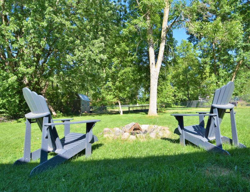 307 3rd St NW, Forest Lake, MN 55025