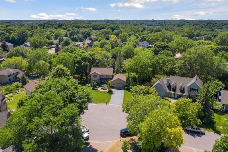 4415 Glacier Ln N, Plymouth, MN 55446