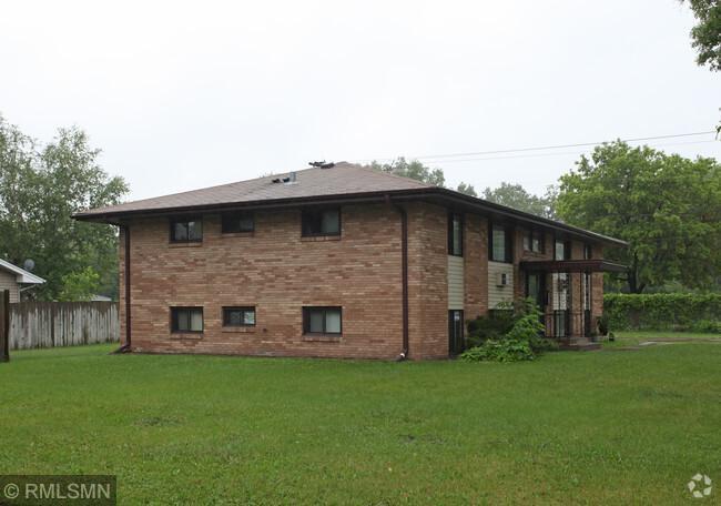 5401 63rd Ave N, Brooklyn Center, MN 55429