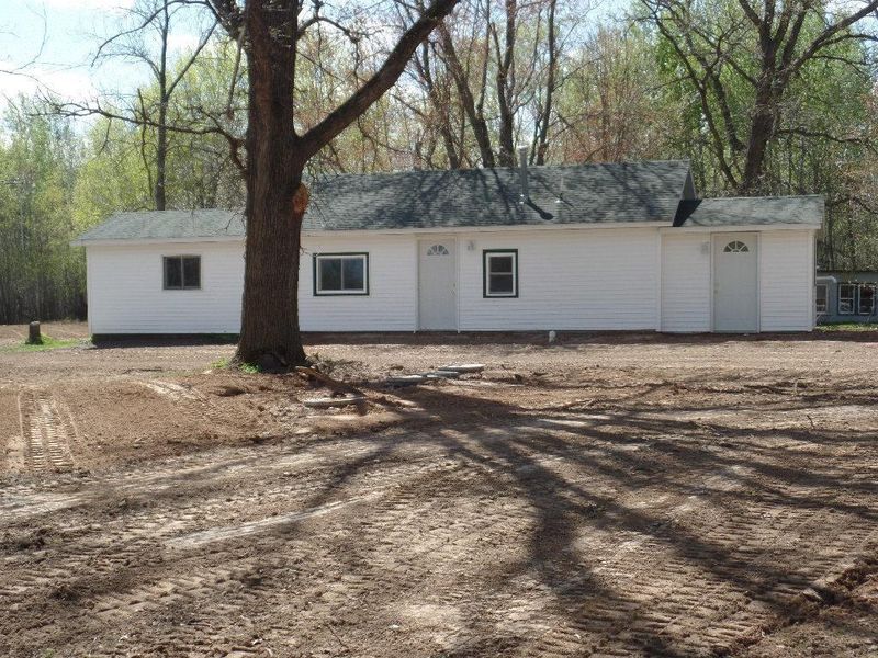 20501 Cluster Rd, Grasston, MN 55030