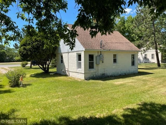 7064 Centerville Rd, Hugo, MN 55038