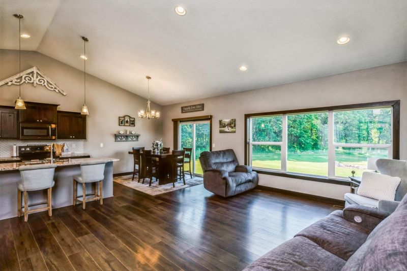 3924 193rd Ln, Oak Grove, MN 55303
