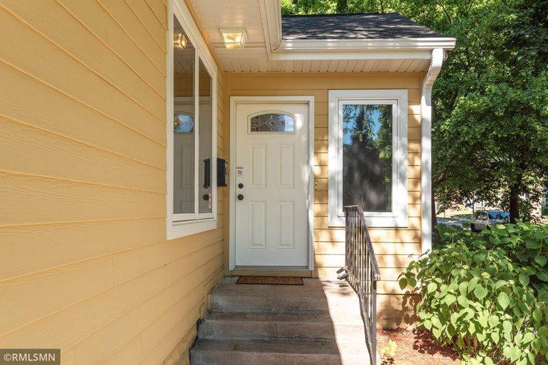 680 Nebraska Ave E, Saint Paul, MN 55106