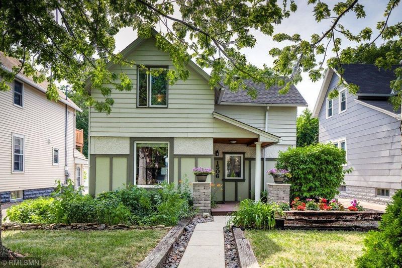 1506 2nd St NE, Minneapolis, MN 55413