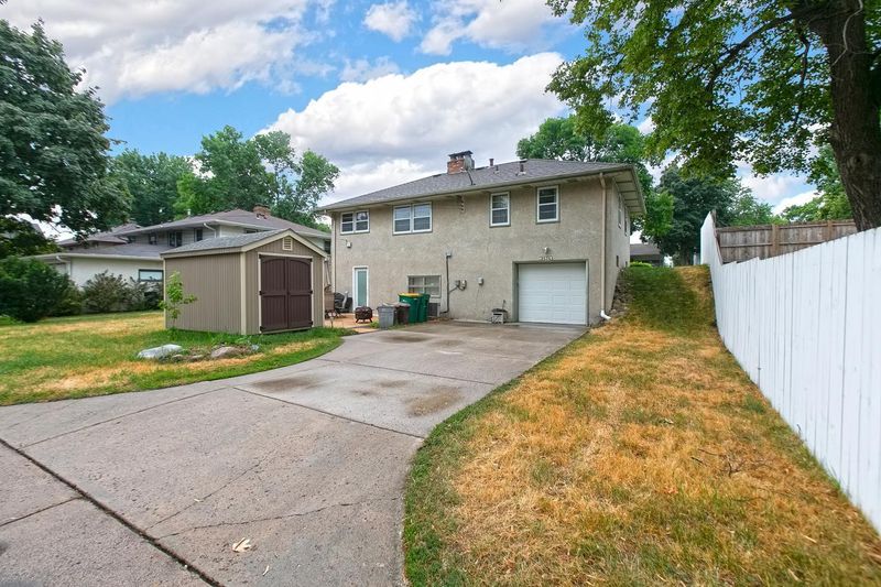 4526 Quail Ave N, Robbinsdale, MN 55422