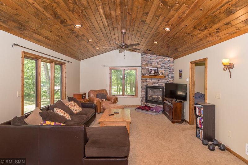 25728 E Clark Lake Rd, Nisswa, MN 56468