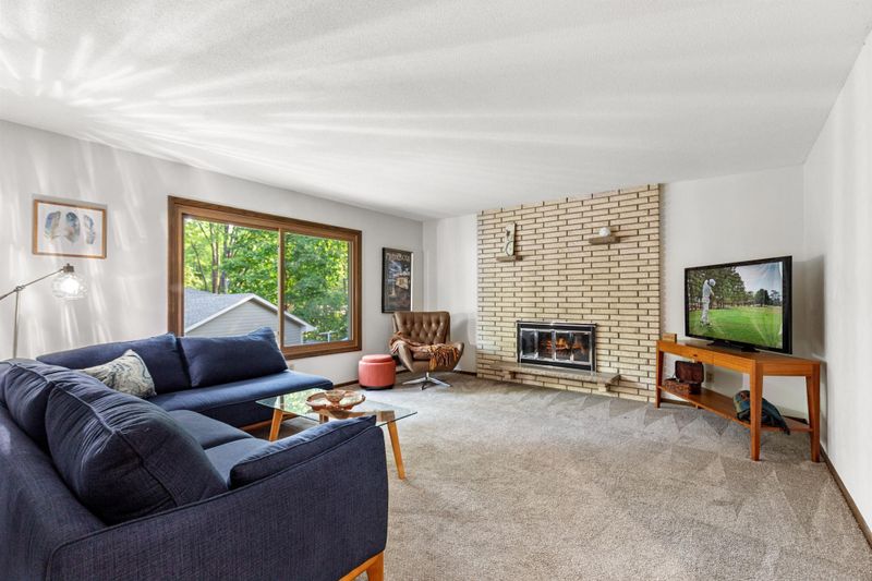 2080 Thorndale Ave, New Brighton, MN 55112