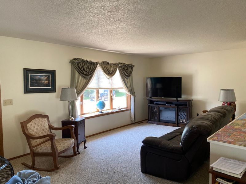 1180 Us Highway 75, Pipestone, MN 56164