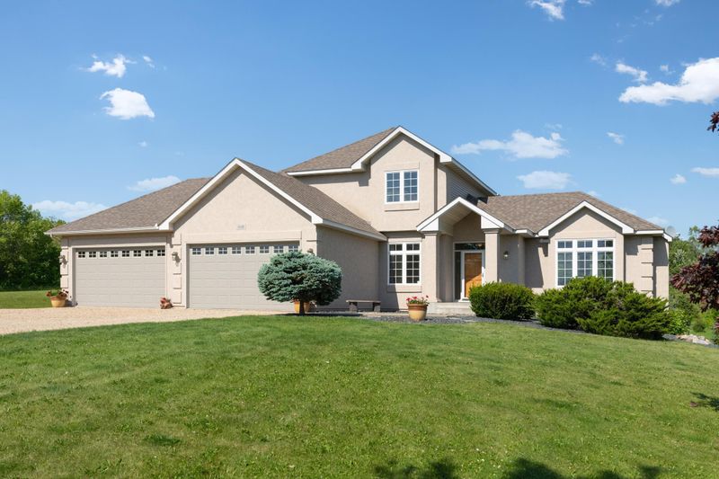 4020 200th St E, Prior Lake, MN 55372