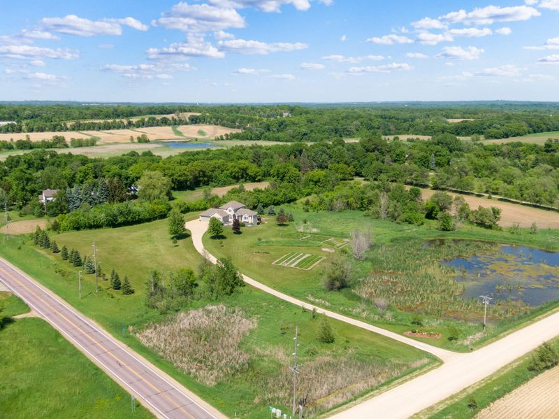 4020 200th St E, Prior Lake, MN 55372