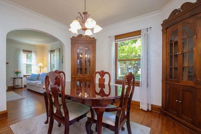 3259 Mckinley St NE, Minneapolis, MN 55418