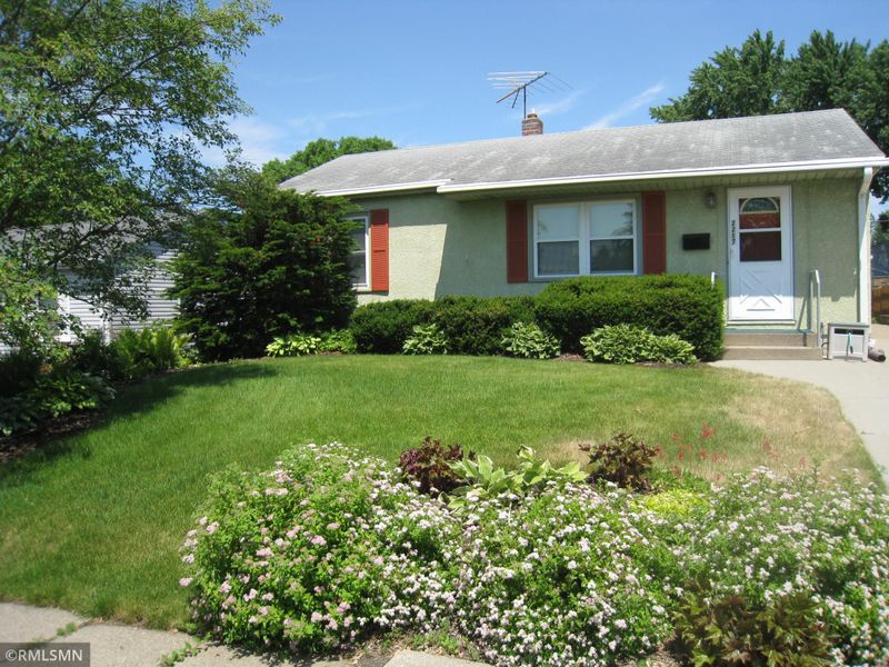 2217 Fremont Ave E, Saint Paul, MN 55119