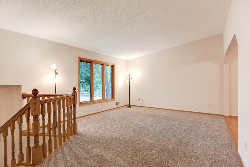 244 116th Ave NW, Coon Rapids, MN 55448