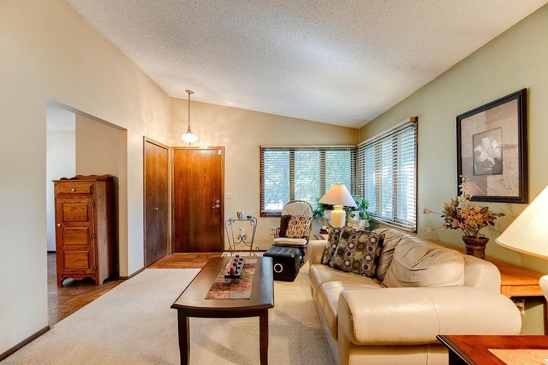 1716 Harrison Ct, Northfield, MN 55057