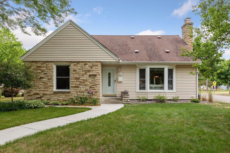 5645 Fremont Ave S, Minneapolis, MN 55419