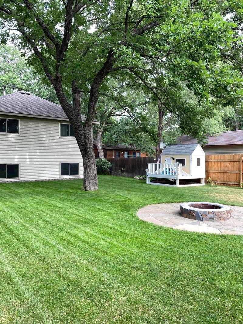 1117 Broadway Ave S, Sauk Rapids, MN 56379