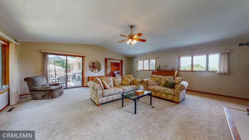 1815 Christopher Ct SE, Rochester, MN 55904