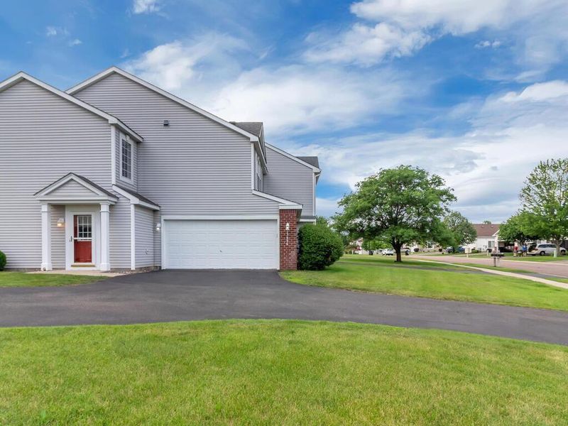 15636 Fjord Ave, Apple Valley, MN 55124