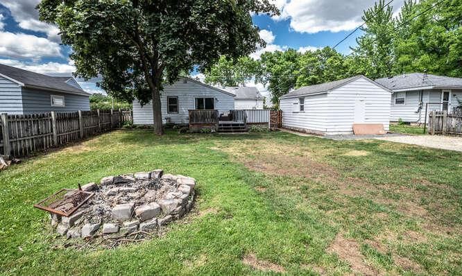 514 Pine St, Farmington, MN 55024