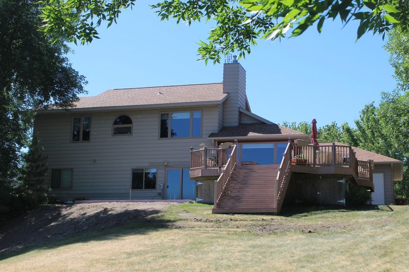 830 E Lake Cowdry Rd NW, Alexandria, MN 56308
