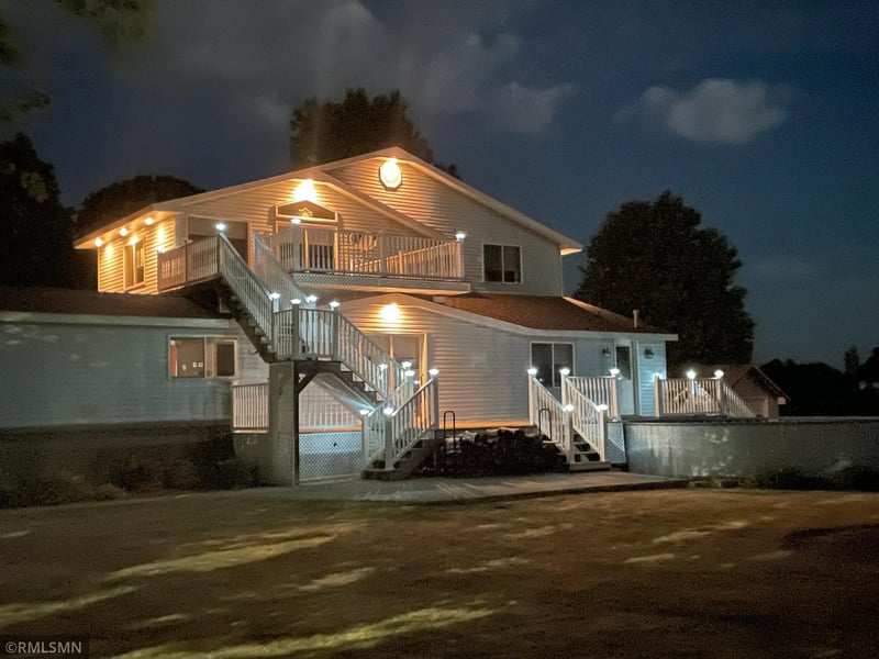 367 2nd St S, Wood Lake, MN 56297