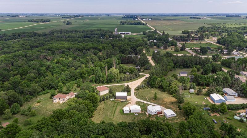 60398 209th Ave, Dodge Center, MN 55927