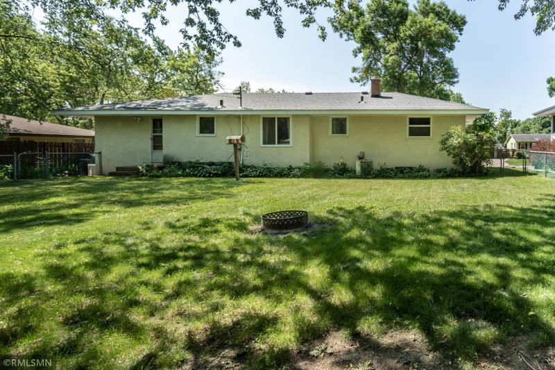 2639 Cedar Ave, White Bear Lake, MN 55110