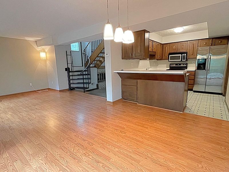5544 E Bavarian Ps, Fridley, MN 55432