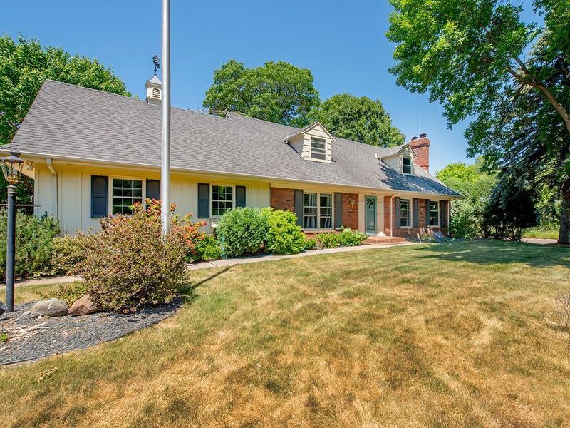 4057 Fairview Ave N, Arden Hills, MN 55112