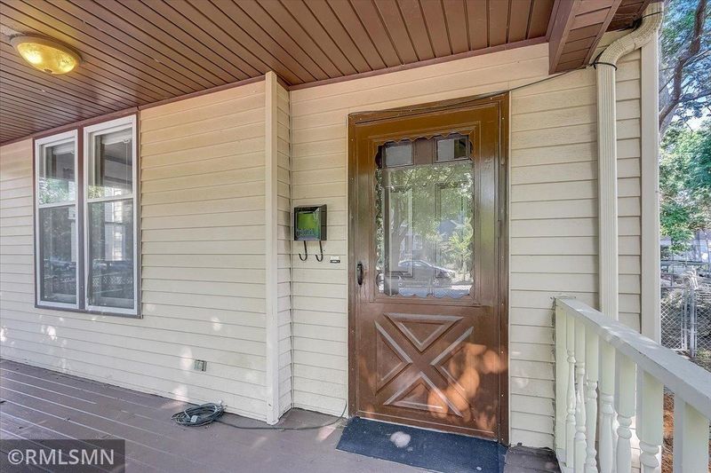 2924 17th Ave S, Minneapolis, MN 55407