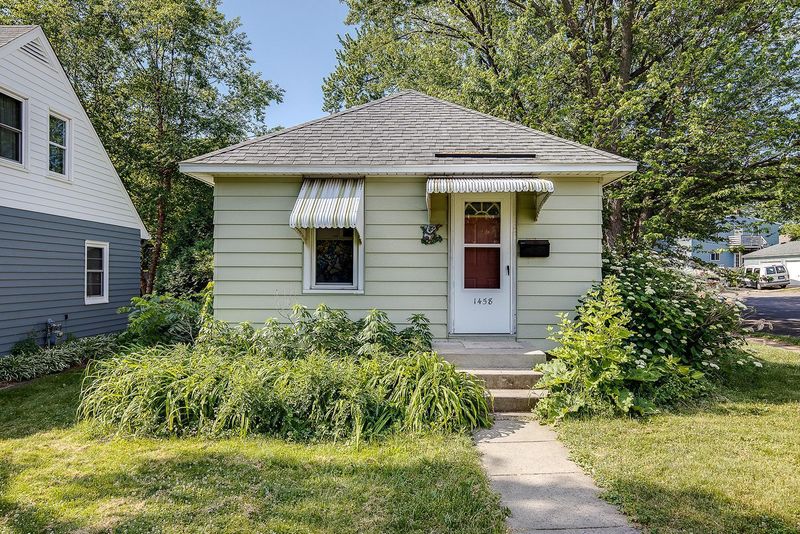 1458 Almond Ave, Saint Paul, MN 55108