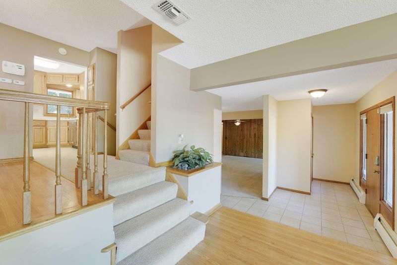 11624 Eldorado St NW, Coon Rapids, MN 55433