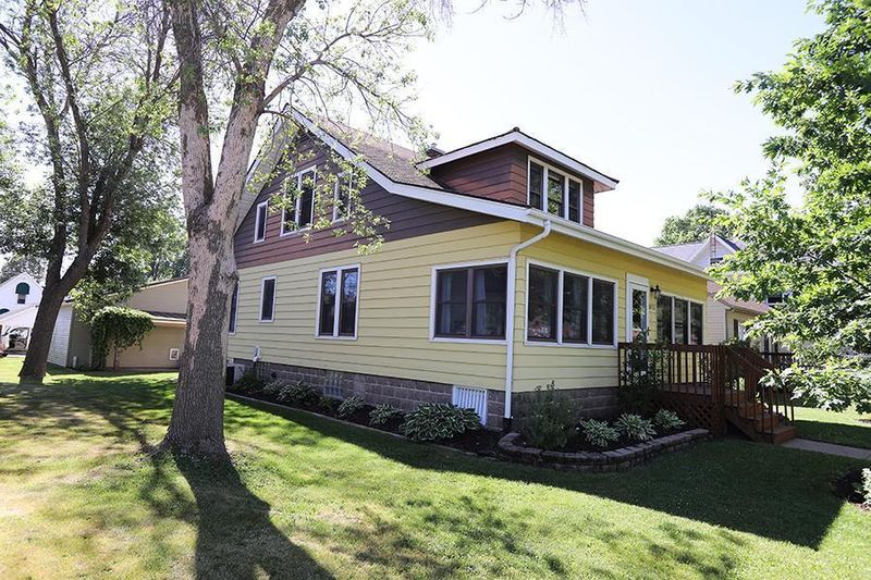 1273 Church Ave, Saint Charles, MN 55972