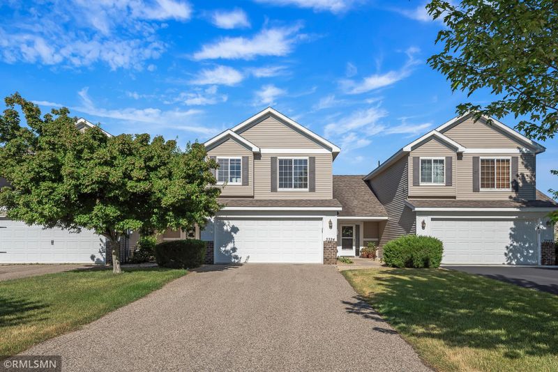 3324 Century Dr, Hastings, MN 55033