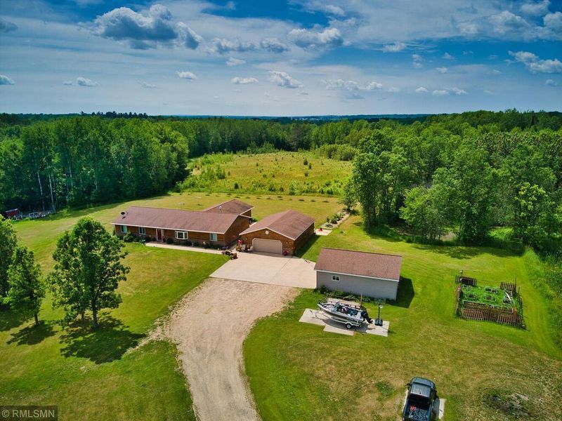 971 County Road 440, Bovey, MN 55709
