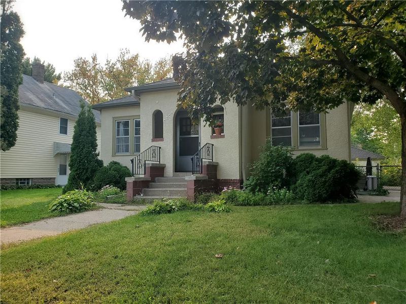 4331 Upton Ave N, Minneapolis, MN 55412