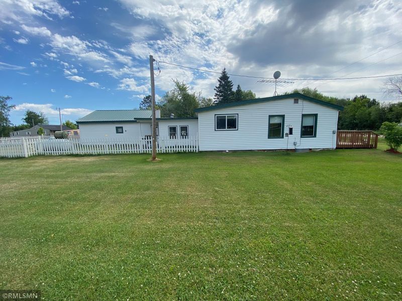 296 Kirsch Ave NE, Mcgregor, MN 55760