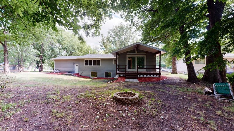 11650 N Shore Dr, Spicer, MN 56288