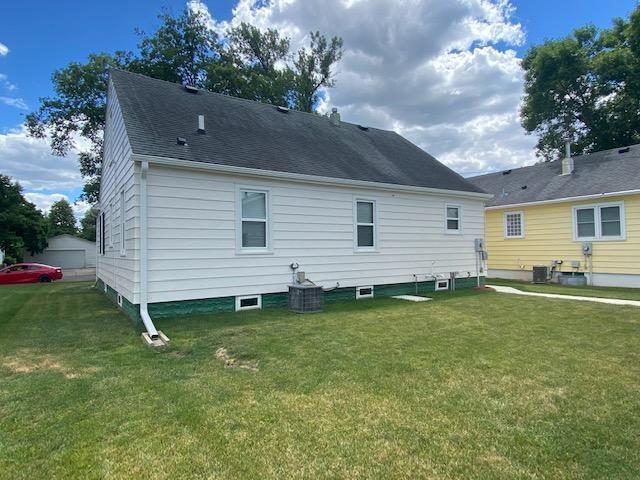 808 6th Ave SW, Austin, MN 55912