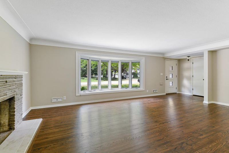 4505 Woodland Rd W, Edina, MN 55424