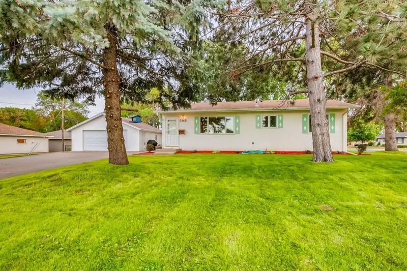 3882 69th St E, Inver Grove Heights, MN 55076